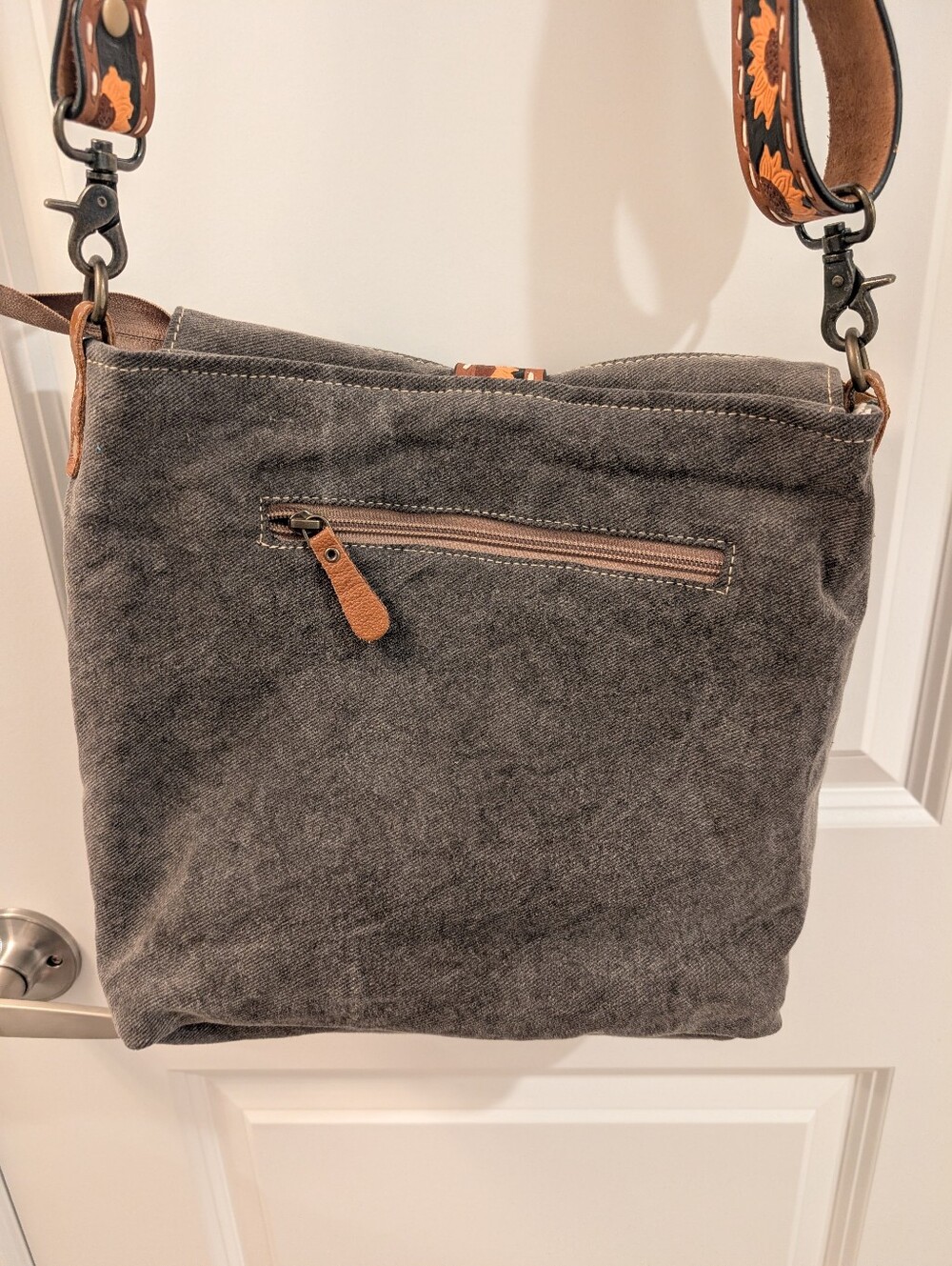 Myra Sunflower Crossbody Bag (11.5 × 13 × 4) - Picture 3 of 8